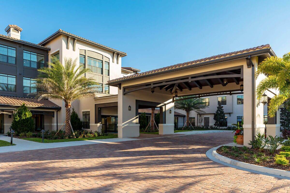 Luxury Retirement Living in Orlando   Enjoy Independence & Convenience