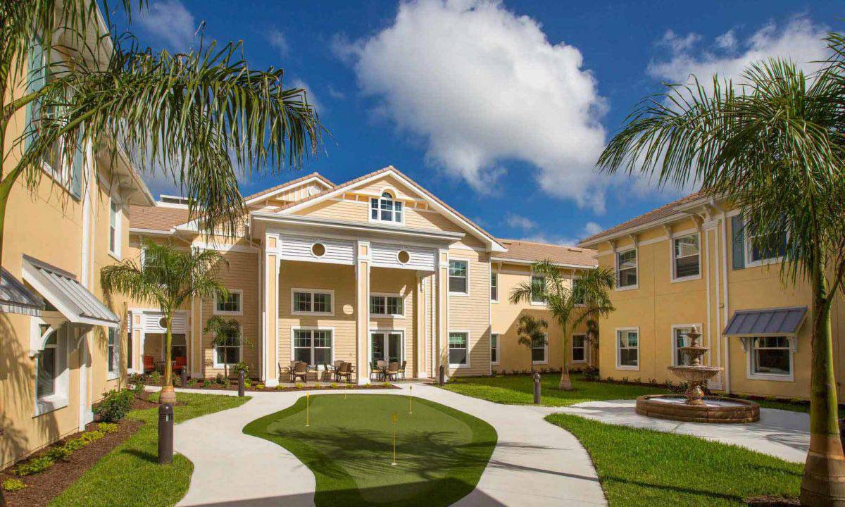 Exterior-Entrance-HarborChase of Sarasota-Florida Senior Living