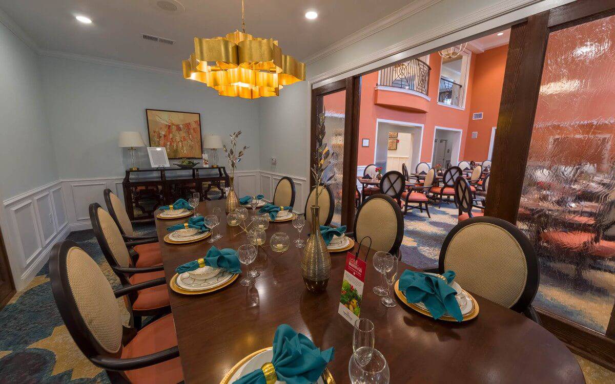 Interior-Dining Room-HarborChase of Mandarin-Jacksonville Senior Living