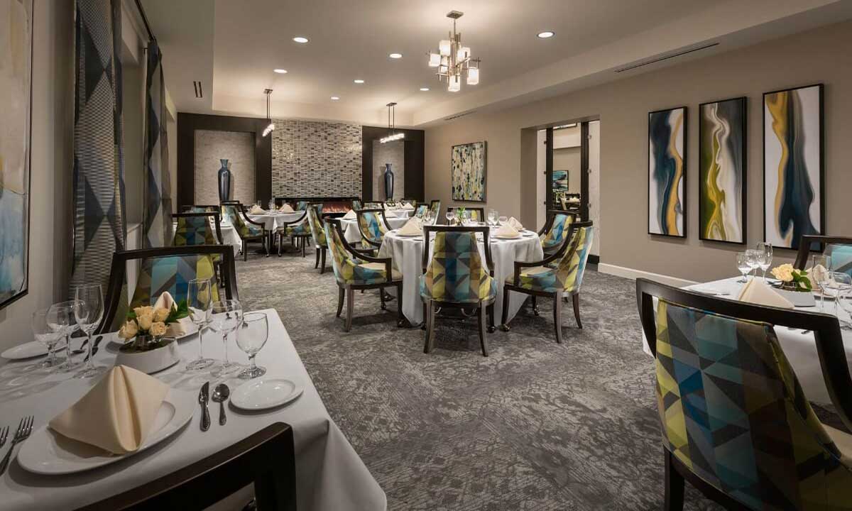 HarborChase of Wellington Crossing-Dining Room-Luxury Senior Living Near Lake Worth, Florida