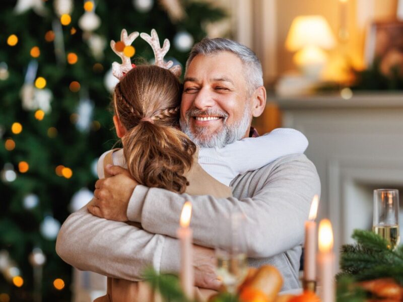 How To Make the Holidays Meaningful with Senior Living Family Activities