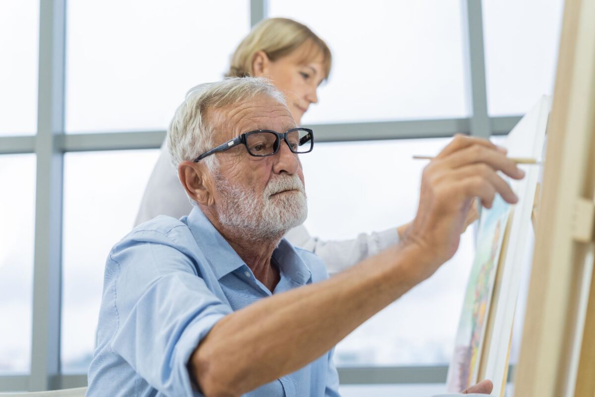 How Lifestyle Programs Define Luxury Senior Living Beyond Care