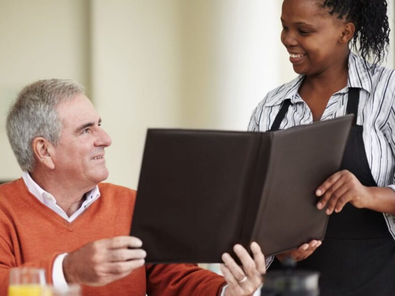 How a Hospitality Mindset in Senior Living Changes the Experience