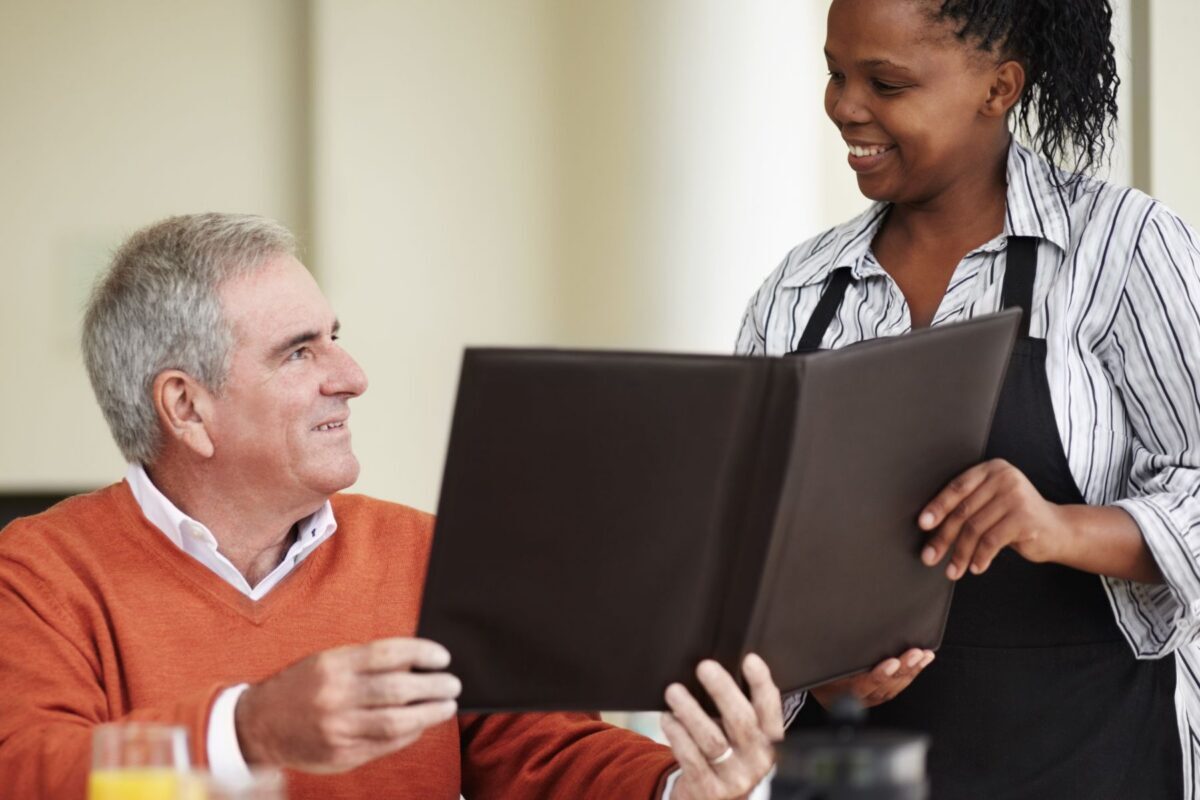 How a Hospitality Mindset in Senior Living Changes the Experience