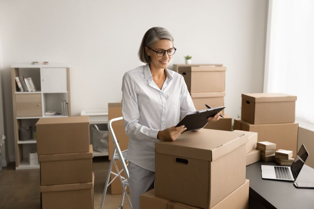 From First Tour to Move-In: A Senior Living Move-In Guide for Families